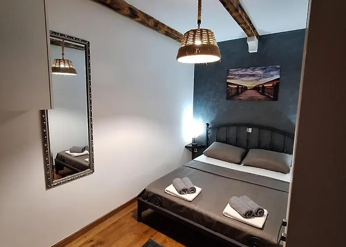 M & M Semesterbostad